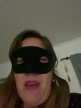 lulupiecitosamor live cam on StripChat