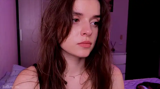 SashaMP4 live cam on StripChat