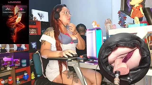 leidydi223 live cam on StripChat