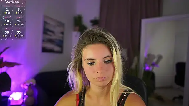 Jetpearl live cam on StripChat