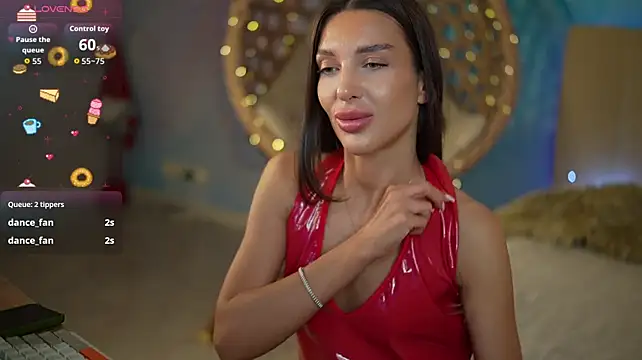 JasminBee live cam on StripChat