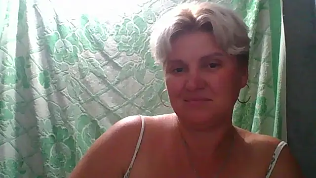 CutieKis live cam on StripChat