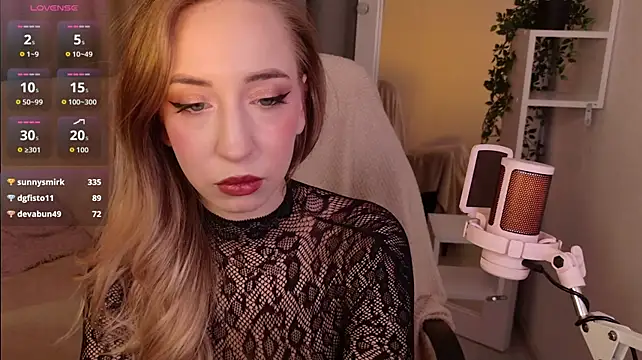 ShadowSparkle live cam on StripChat