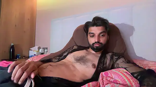 priyxh live cam on StripChat