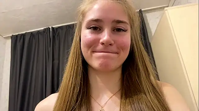 TennisKate live cam on StripChat