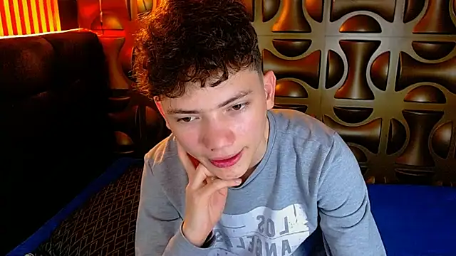 cruz_dante live cam on StripChat