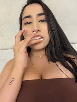 IvonneOwen webcam