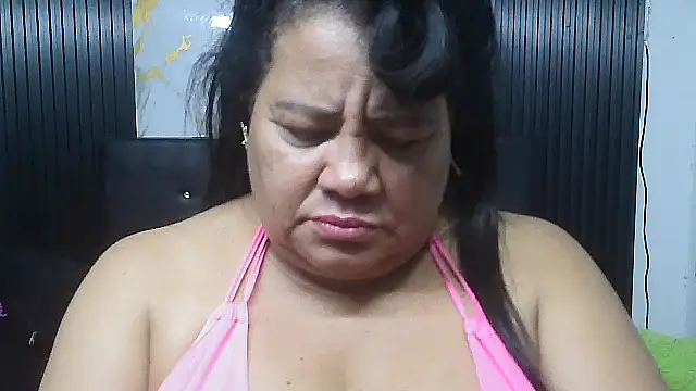 Shanttal0272 ✋ free live webcam