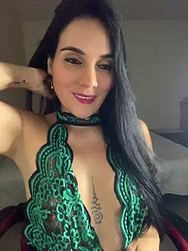 Miaswwe live cam on StripChat