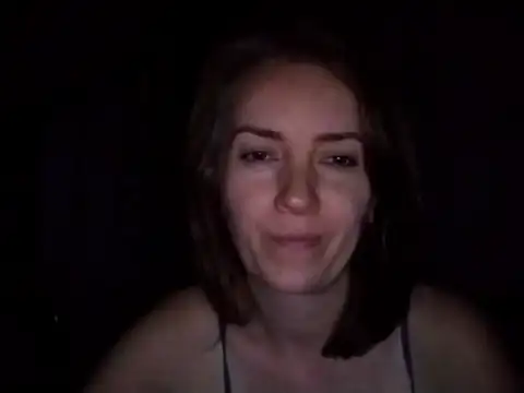 JenniferAlone webcam