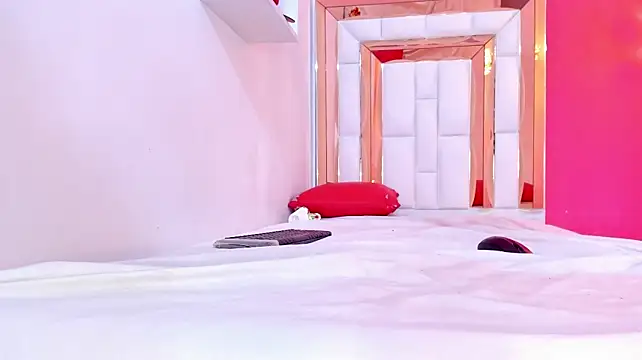 couple_Stefany_and_Michel live cam on StripChat