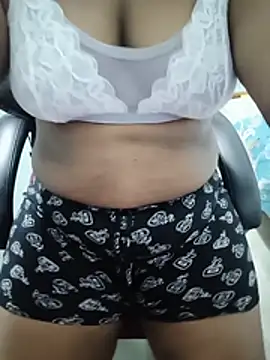 tamilsoya live cam on StripChat