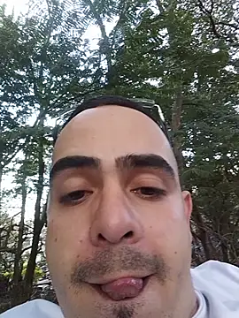 MrStreetGuy live cam on StripChat