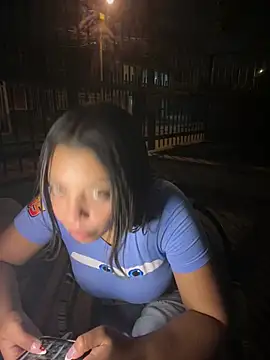 AdaPink_ webcam