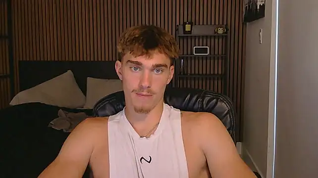TheNicoRyder live cam on StripChat