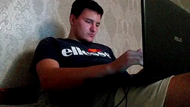 miki_lav1 live cam on StripChat