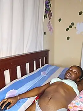 nadama (F teen) - Spray milk on my face