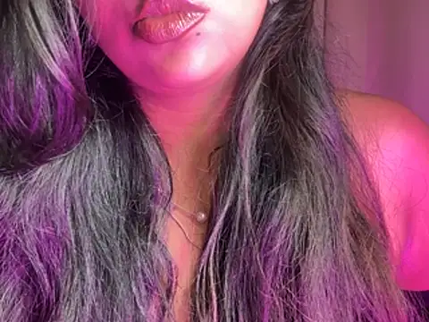Its_cherry_magic live cam on StripChat