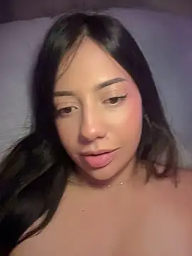 MissCat_ live cam on StripChat