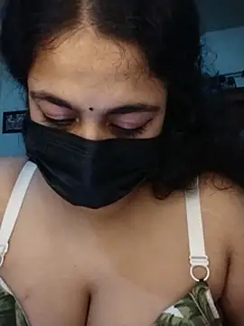 nosrat014 live cam on StripChat