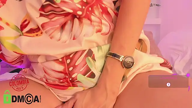 candy_summer28 live cam on StripChat
