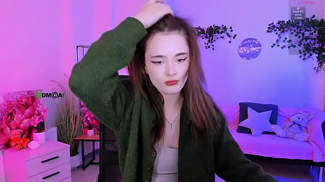 liana_kisses (F teen) - handbra