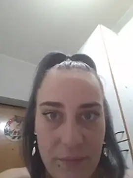 DARKLUNA_3 live cam on StripChat