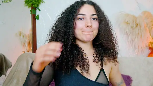 merida_bell18 live cam on StripChat