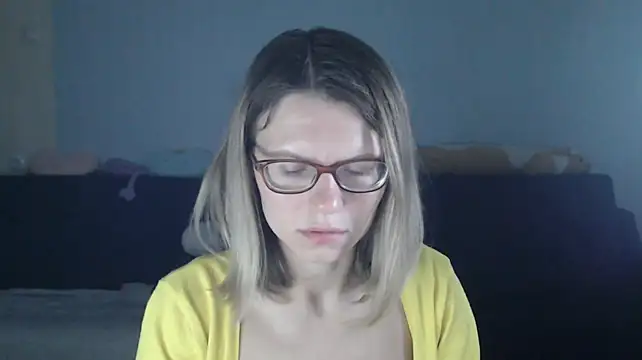 night_is_dark live cam on StripChat