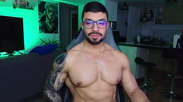 Michael_Diamond live cam on StripChat