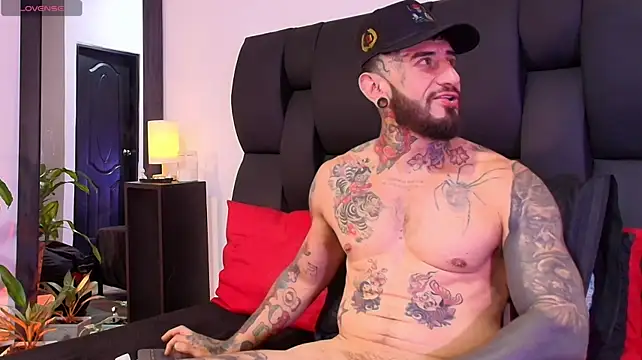 dilan_scootk_j (Ask my age) - 😈😈 FUCK ME WITH BIG DILDO😈😈