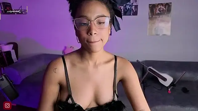 kiryB live cam on StripChat