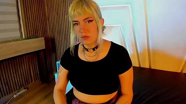 Marye_Morgan live cam on StripChat