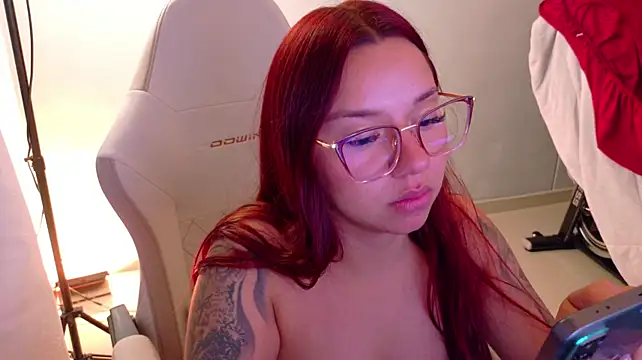 samantha_tattu live cam on StripChat