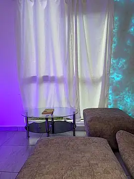 Mydreams69 live cam on StripChat