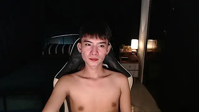 asian_dai live cam on StripChat