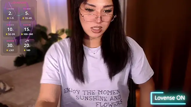magnificent_kitana (T young) - CUM AT GOAL