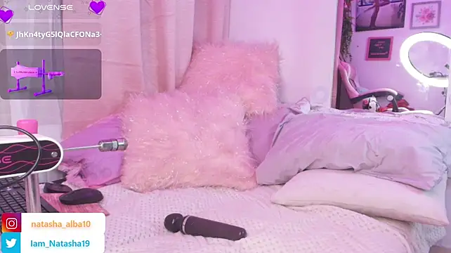 NatashaEgnath webcam