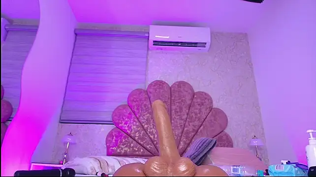 leon_gaby live cam on StripChat