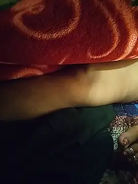 Ruhani-couple001 live cam on StripChat