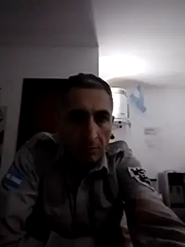 Alejandro83bsf live cam on StripChat