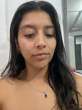 BrittanyDiaz live cam on StripChat