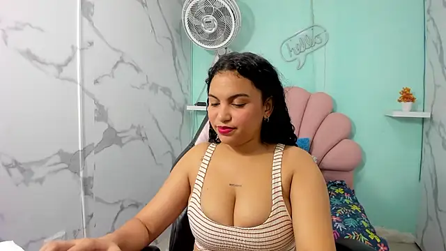 valeria_martinez19 live cam on StripChat