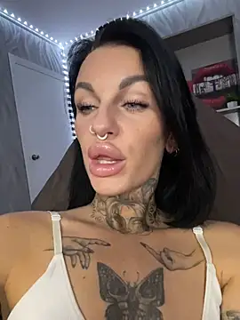 angel_devil_forever live cam on StripChat