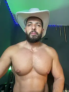 magnumchris live cam on StripChat