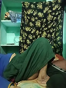 Rasiya_5 live cam on StripChat