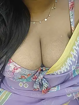 Curvy_Pooja webcam