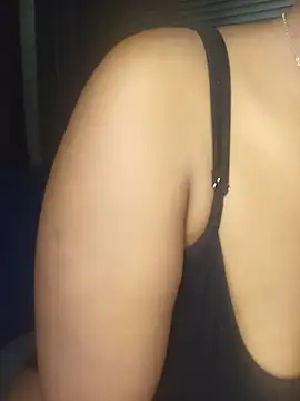 bottyangelxx1 (F milf) - FINGER FUCK