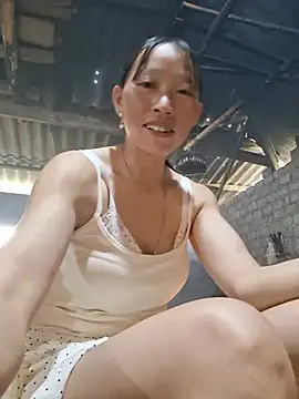 tcm-cute live cam on StripChat