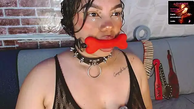 emma_bdsm_ webcam